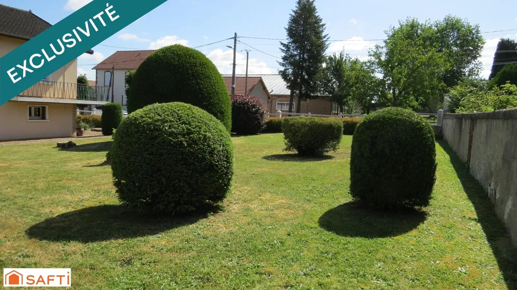 Giardino - Traditional House with Garden in Decize