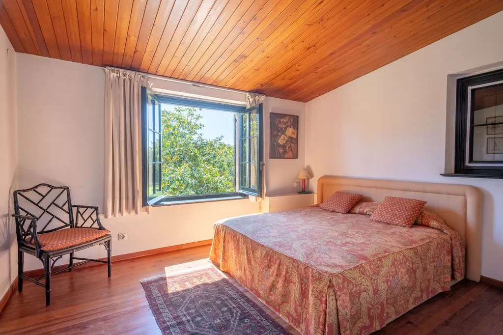 Camere da letto - Luxury House with Historic Tower in Mont-ras