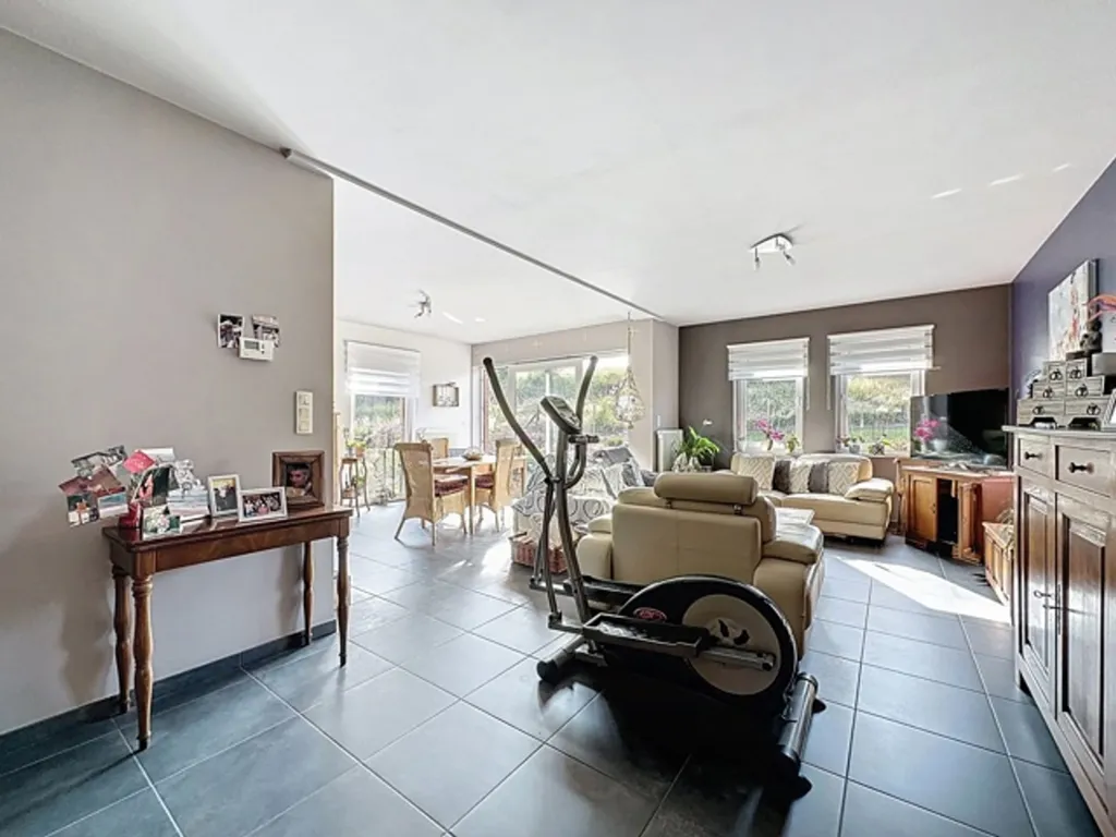 Elutuba - Duplex with Terrace in Sprimont