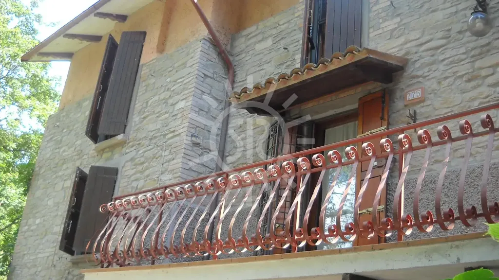 Rõdu - Country House with Panoramic View in Castel del Rio