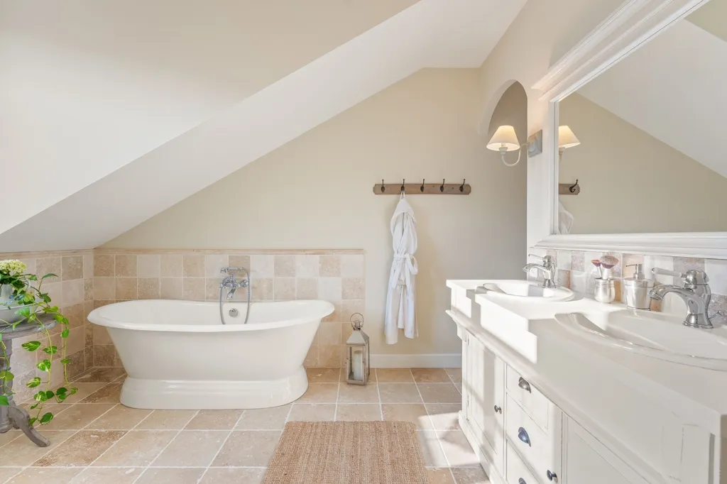Bathrooms - Luxury House with Mont Blanc View near Geneva