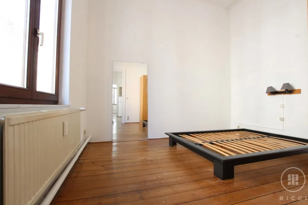 Chambres - Immeuble Mixte à Proximité du Square Marie-Louise à Bruxelles