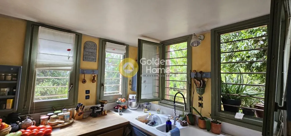 Cucina - Charming Villa with Garden in Várkiza