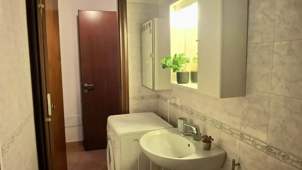 Salles de bain - One-Bedroom Apartment with Metro Access in Milan