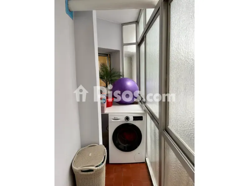 Utility Room - Modern Flat with Balcony in León