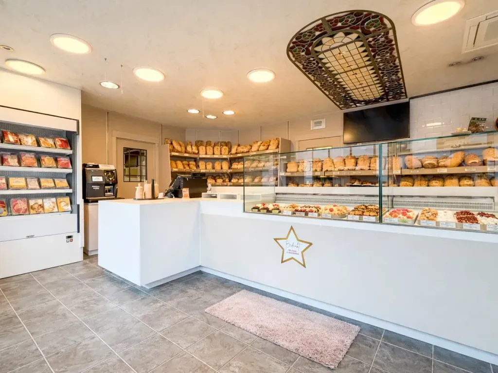 Toad - Commercial Bakery with Residential Unit in Torhout