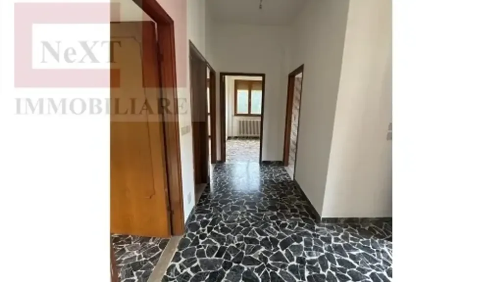 hallway_entrance