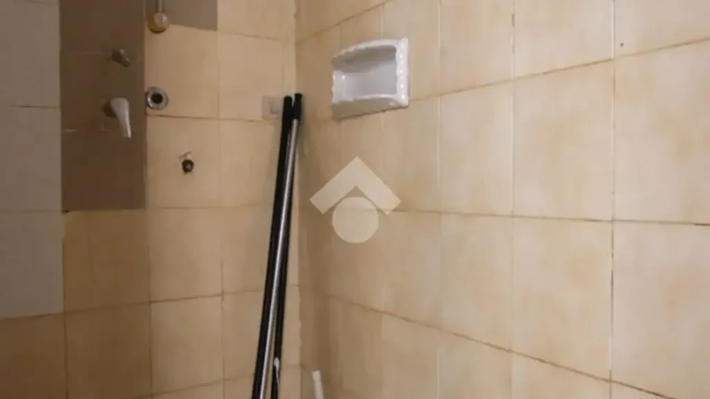 Vannitoad - Ground Floor Trilocale with Vaulted Ceilings in Molfetta
