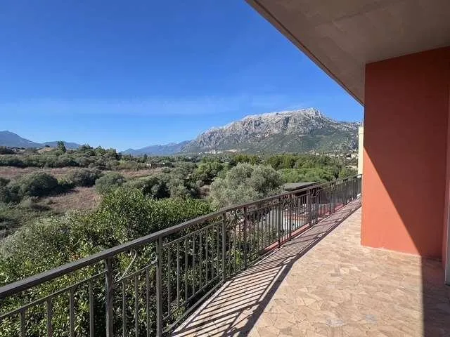 Balcon - Bifamiliar Villa with Panoramic Terrace in Siniscola