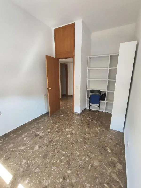 Pièces - Apartment with Central Location in Reus