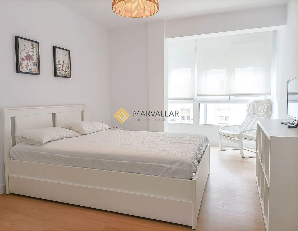 Chambres - Modern Flat with University Proximity in Los Castros