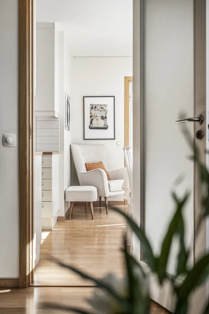 Esik - 3rd Floor Flat with South-Facing Terrace in Lund