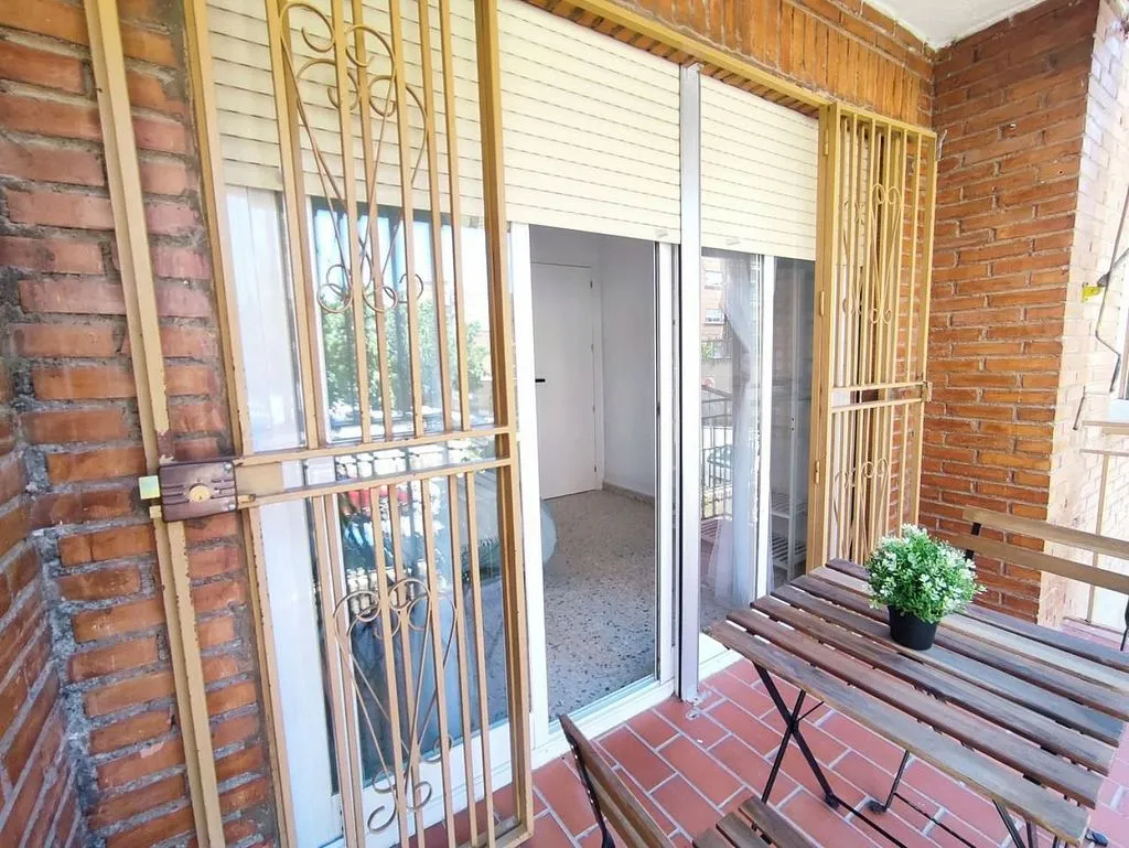 Rõdu - Apartment with Terrace in Granada