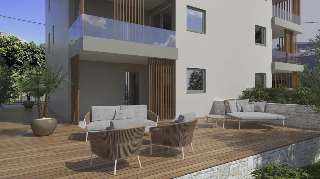Newly Built Apartment with Large Terrace in Klis