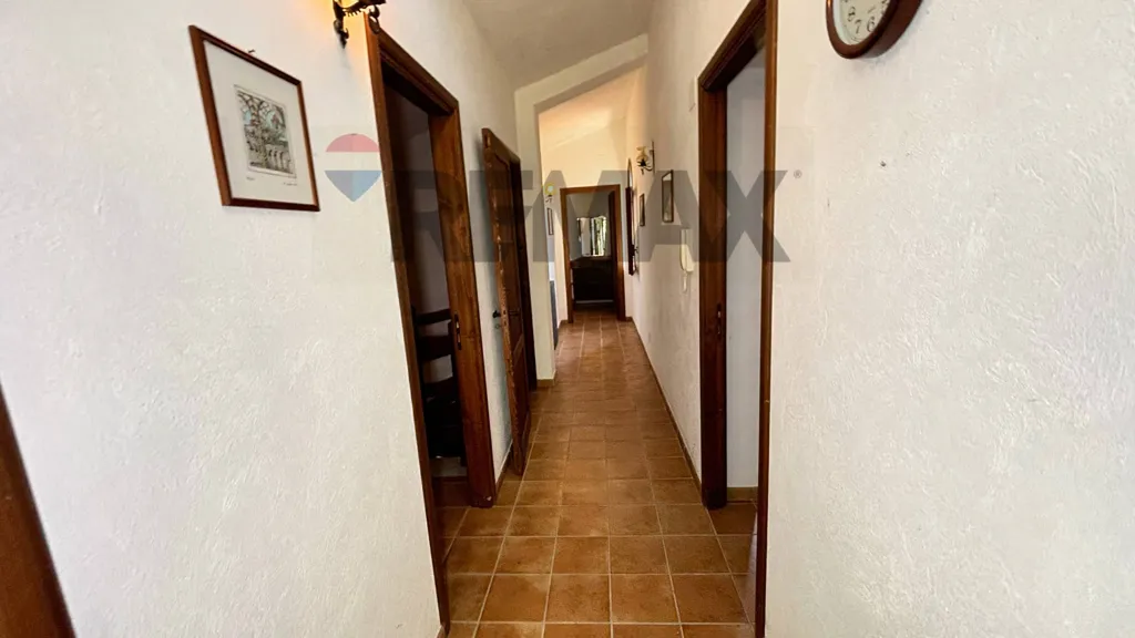 Esik - Villa with Olive Grove in Alimena