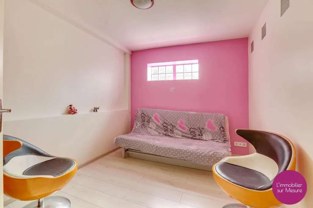 Bedrooms - House with Rooftop in Fontenay-sous-Bois