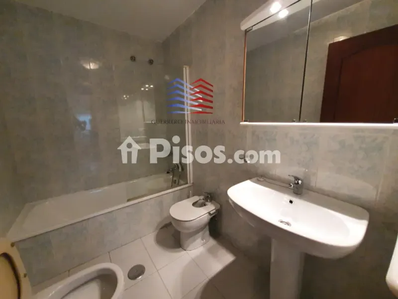 Bagni - Amueblado Flat with Balcony in Vinteún