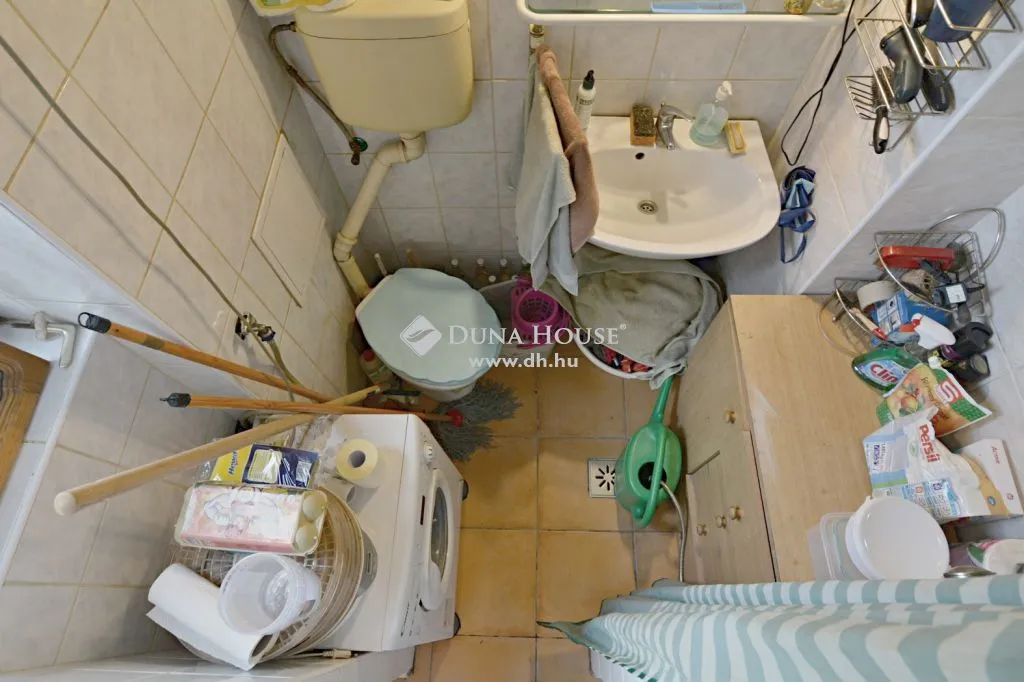 Bagni - Apartment with Garage in Budapest 15th District
