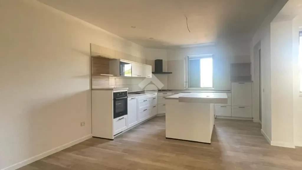 Cucina - Casa indipendente con terrazzo panoramico a San Nicola Manfredi