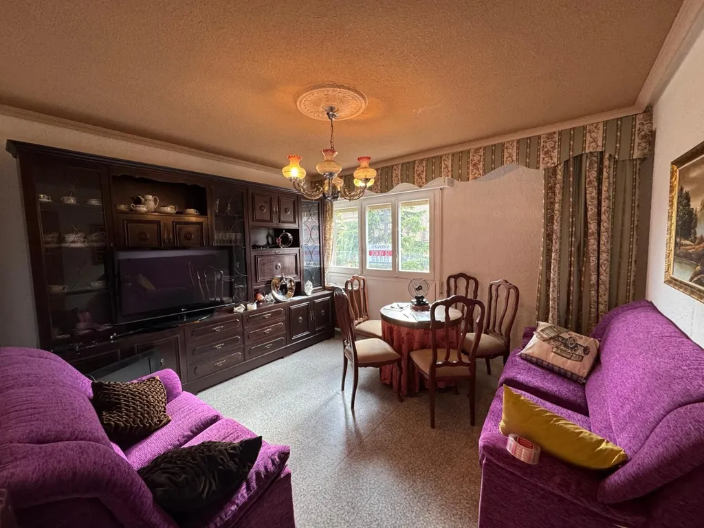 Séjour - Spacious Apartment with Garden View in Illueca