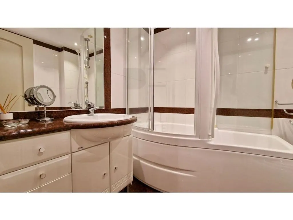 Vannitoad - Luxury Duplex with Sea View in Cascais