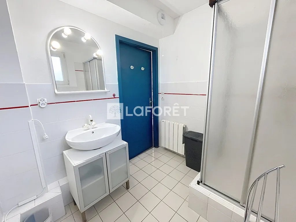 Salles de bain - Studio Meublé près du Tram à Illkirch Graffenstaden