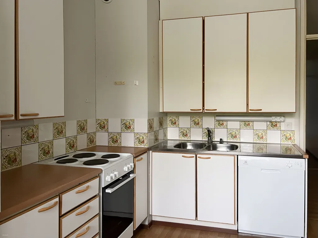 Köök - Spacious Apartment with Balcony in Rypysuo, Kuopio