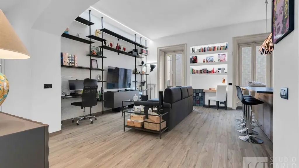 Elutuba - Rusticated Flat with Balcony in Milan