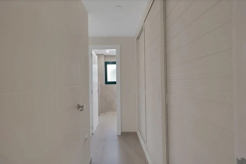 Entrée - 4-Bedroom Apartment with East Views in San Pedro de Alcántara
