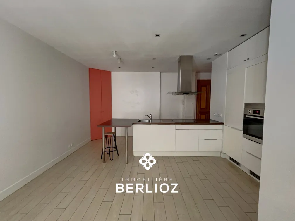 Cuisine - Appartement T2 avec Cuisine Américaine à Grenoble