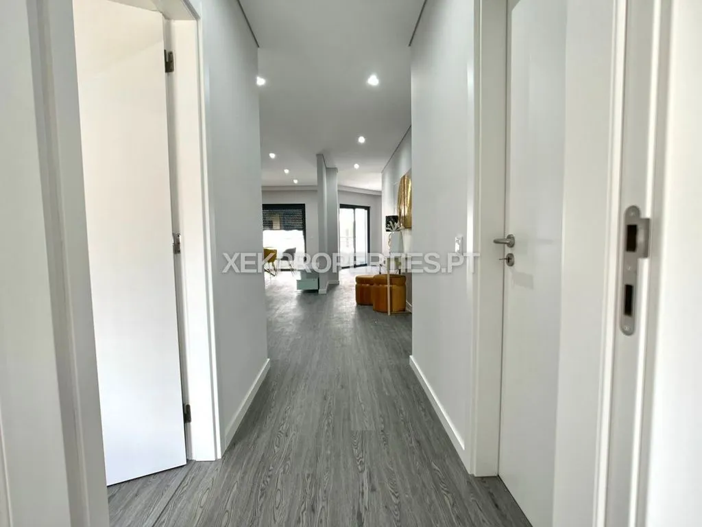 hallway_entrance