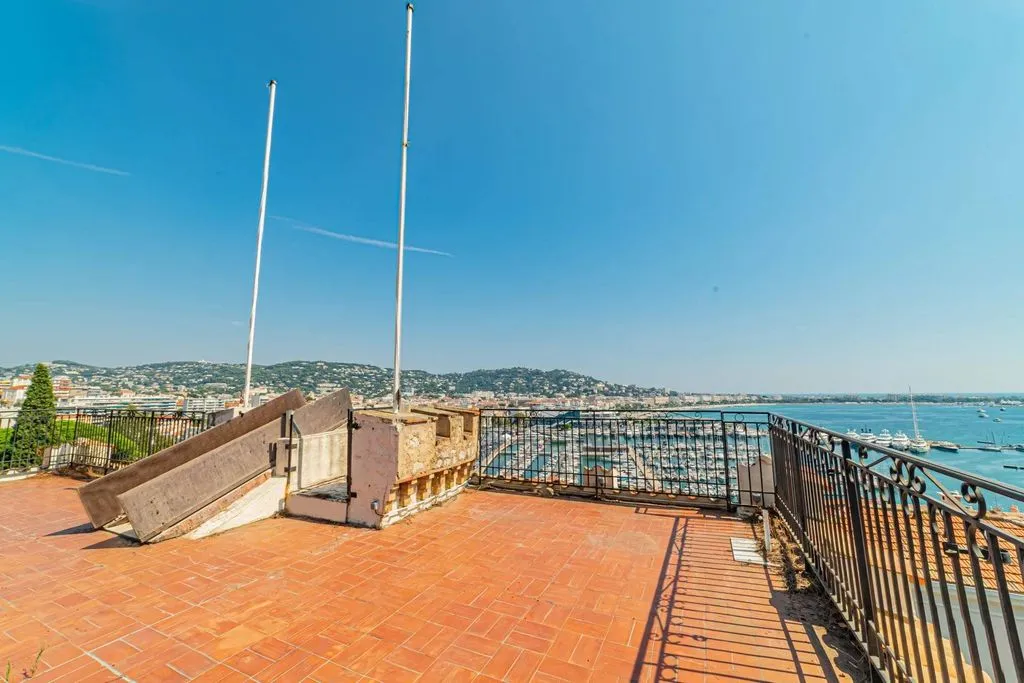 Terrace - Castle with Garden on Suquet Hill, Cannes