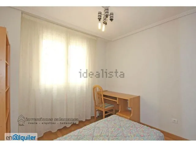 Chambres - Student-Friendly Flat with Balcony in Barrio Blanco