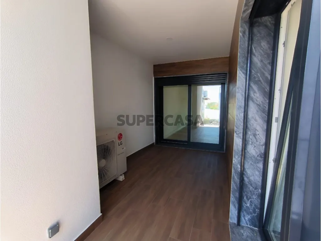 Entrée - New Development Apartment with Terrace in Almada