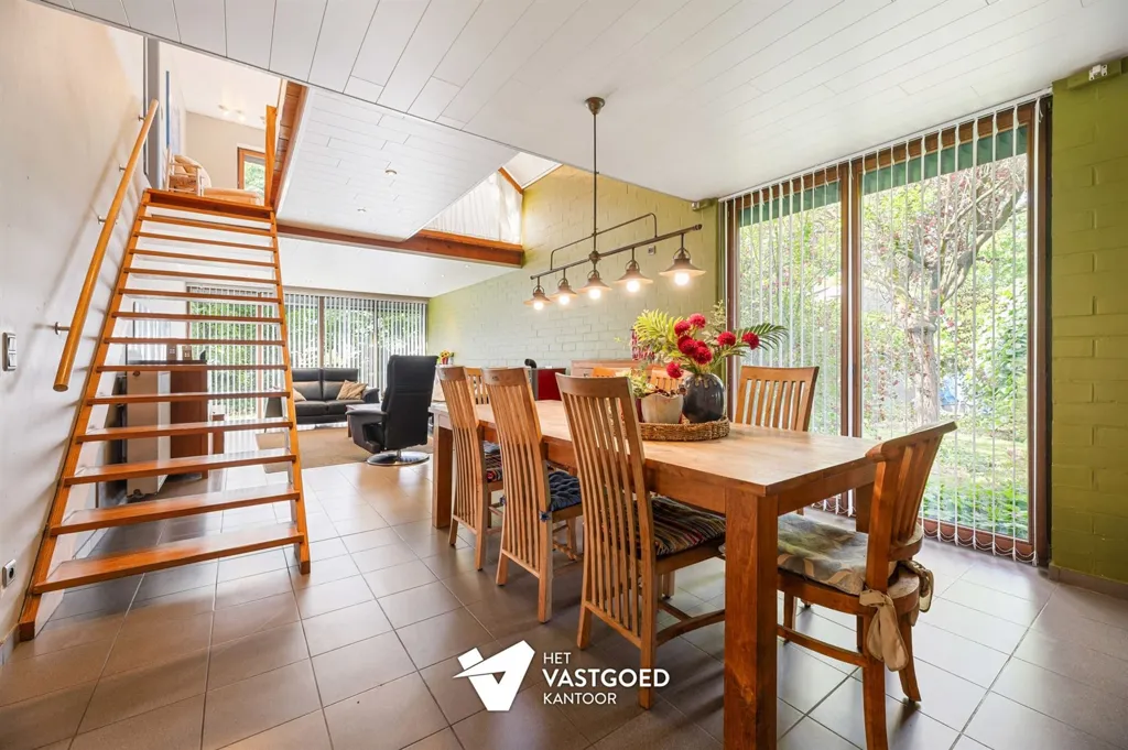 Salle à manger - Maison avec Atelier sur Terrain de 1372m² à Balen