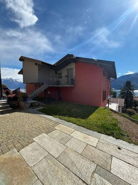Terrass - Luxury Apartment with Lake View in Musso