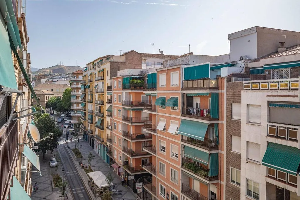Välivaade - Luxury Flat with Balcony in Gran Capitán, Granada