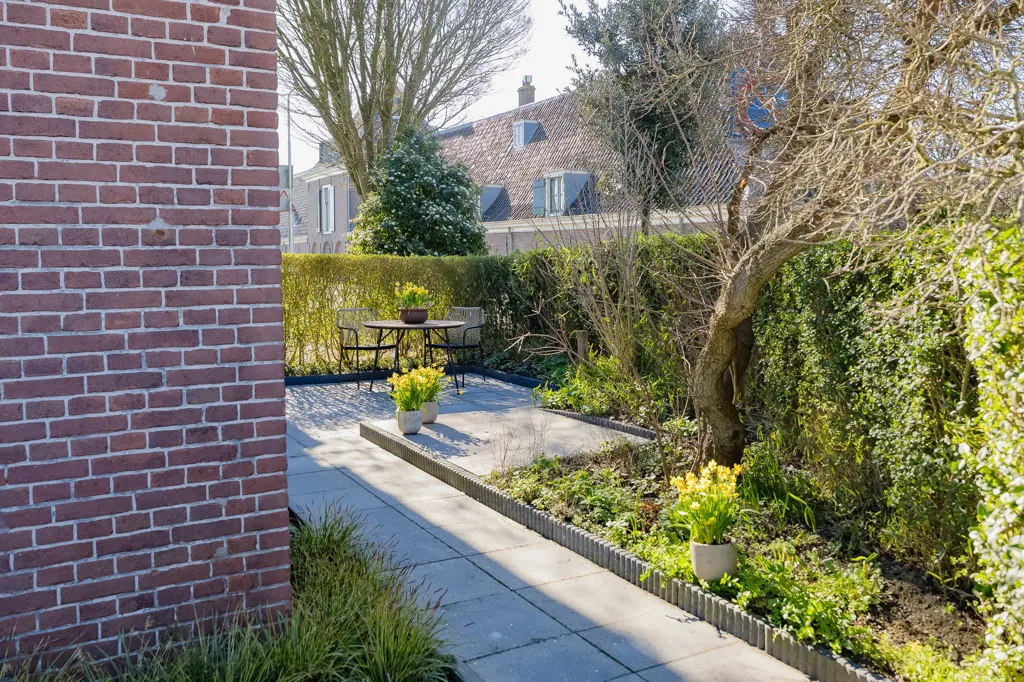 Jardin - Sustainable Dijkwoning with Sluice View in Spaarndam