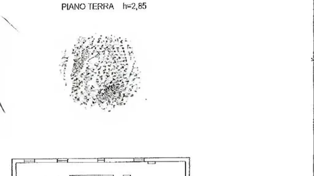 Plan - Detached House with Garden in Carpi