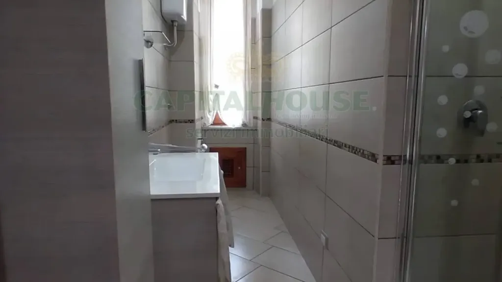 Vannitoad - Armed Two-Bedroom Flat with Balcony in Capua