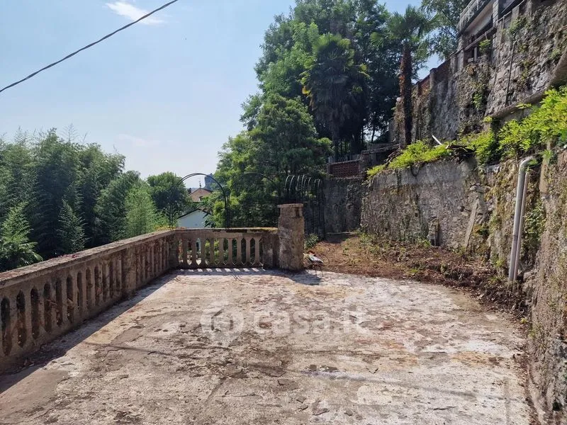 Terrace - Villa with Lake View in Meina