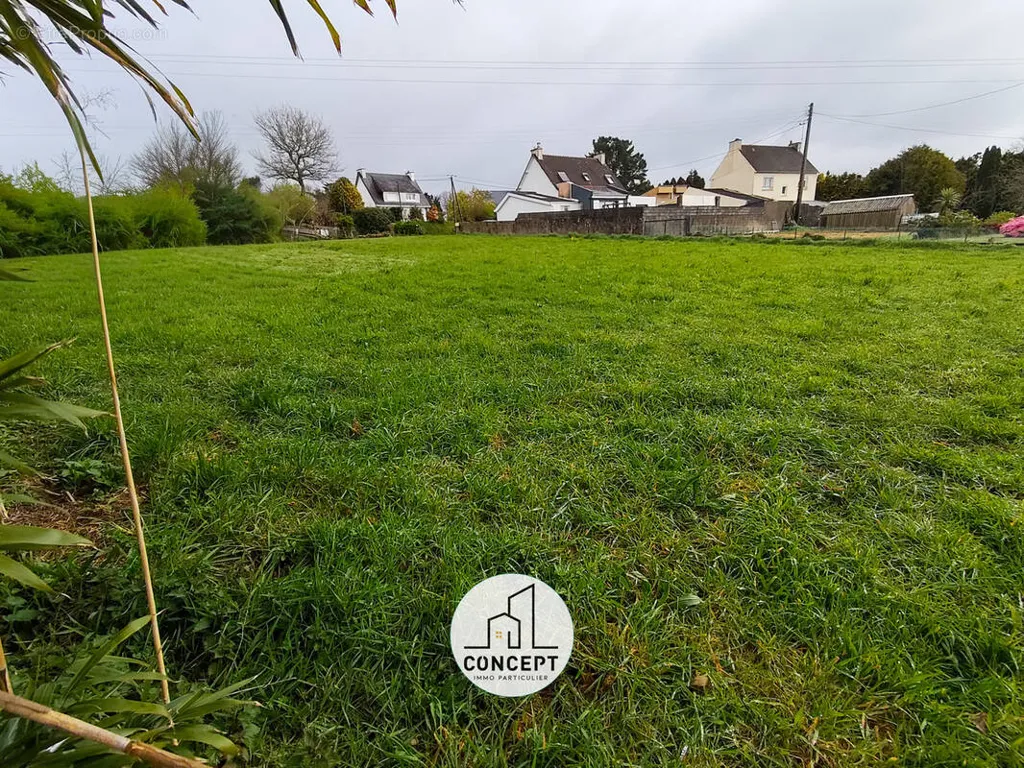 Jardin - Terrain à Bâtir en Impasse à Melgven