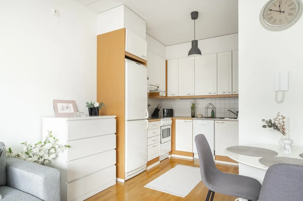 Elutuba - Flat with Glazed Balcony in Tampella