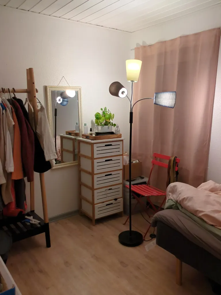 Chambres - Two-Bedroom Flat with Garden in City Centre