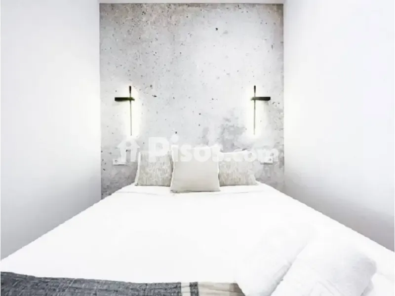 Chambres - Amueblé Flat with Balcony in Carrer Girona