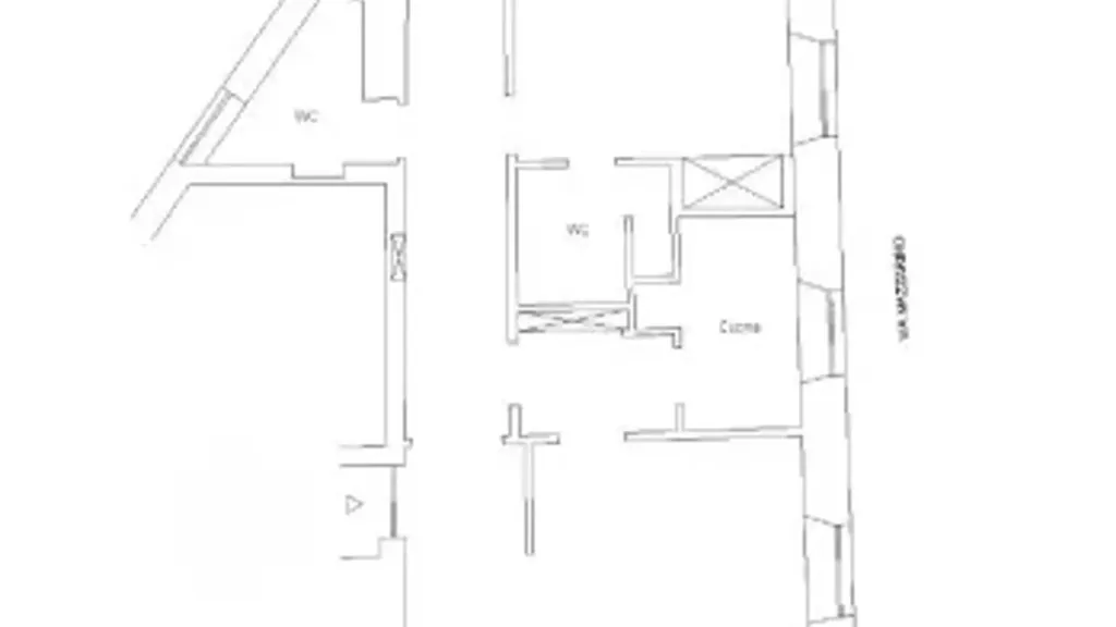 Plan - Historic Trilocale with Double Exposure in Rome