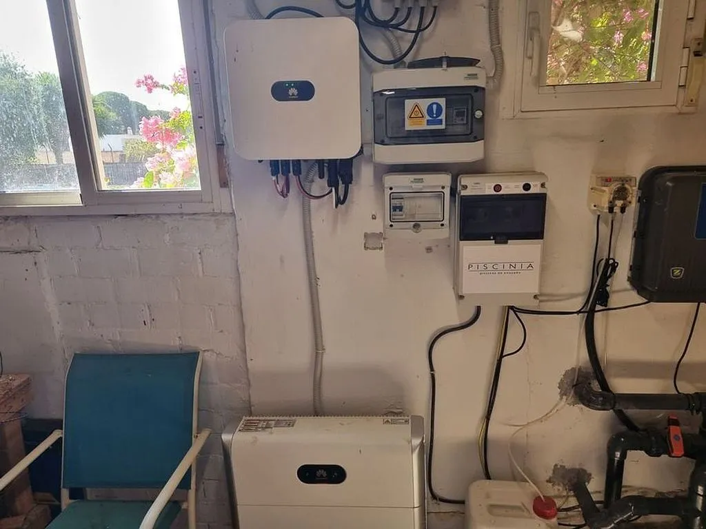 Utility Room - Rustic House with Pool in Lucena del Puerto
