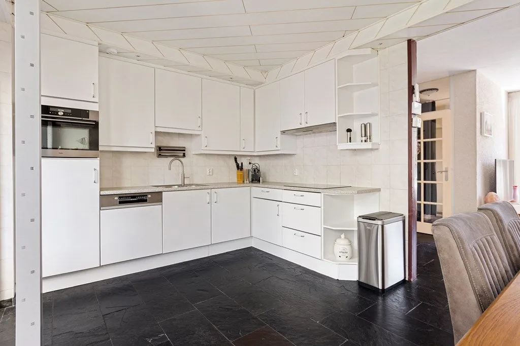 Cuisine - Characterful Semi-Detached House with Garden in Eindhoven