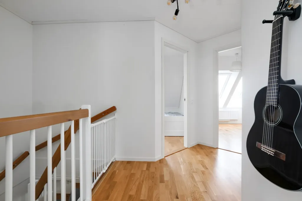 Séjour - Modern Apartment with Balcony in Ekeby-Almby