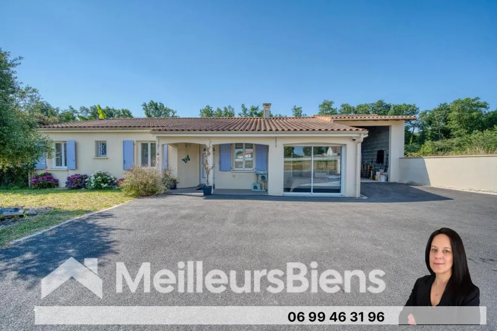 Esterno - Contemporary House with Garage near Jonzac